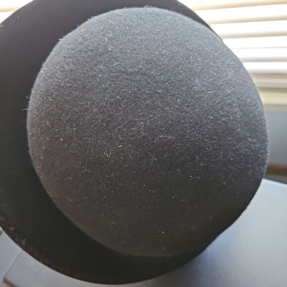 Bettina Women's Black Wool Hat ?bucket bowler style Italy - Picture 2 of 9